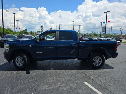 Used 2023 RAM 2500 Laramie AWD/4WD image 11