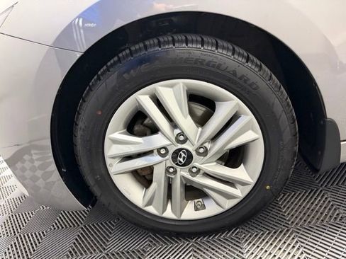 Used 2020 Hyundai Elantra Value Edition image 40