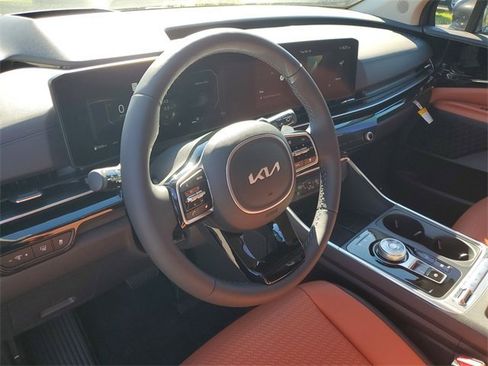 New 2026 Kia Carnival SX Prestige image 24