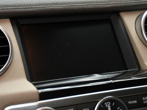 Used 2016 Land Rover LR4 HSE image 24