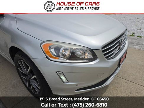 Used 2016 Volvo XC60 T5 Premier w/ Protection Package AWD/4WD image 11