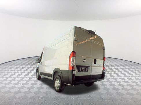 Used 2026 RAM ProMaster 1500 w/ Safety Group FWD image 4