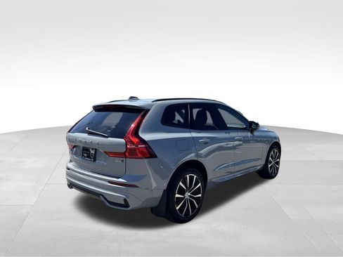 Certified 2024 Volvo XC60 B5 Plus w/ Protection Package Premier AWD/4WD image 38