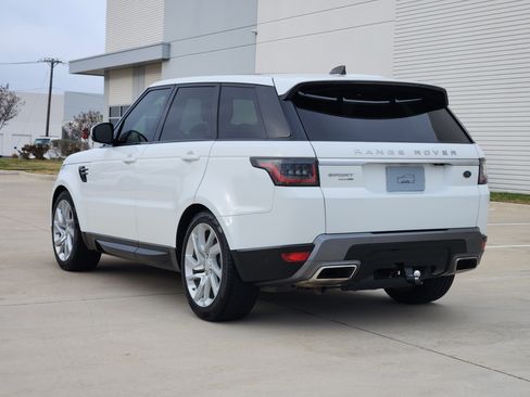 Used 2018 Land Rover Range Rover Sport HSE image 4