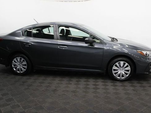 Used 2019 Subaru Impreza 2.0i image 4