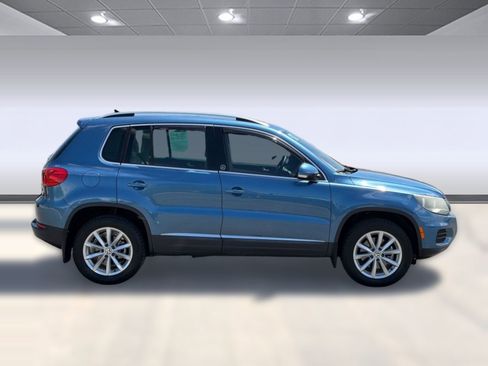 Used 2017 Volkswagen Tiguan Wolfsburg Edition AWD/4WD image 8