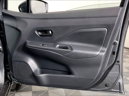 New 2025 Nissan Versa S w/ Trunk Package FWD image 20