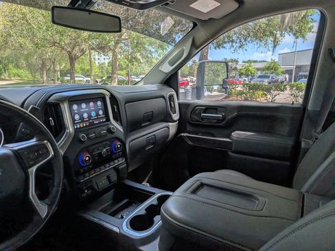 Used 2022 Chevrolet Silverado 3500 LTZ w/ LTZ Convenience Package image 15