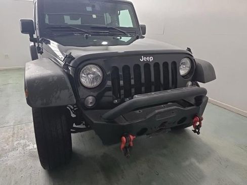 Used 2018 Jeep Wrangler Unlimited Sport S AWD/4WD image 5