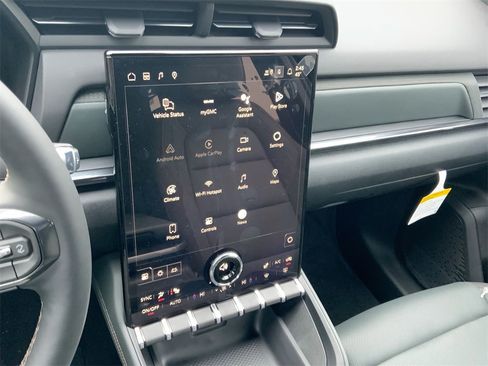 New 2026 GMC Terrain AT4 w/ Technology Package II image 13