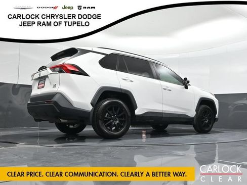 Used 2021 Toyota RAV4 LE AWD/4WD image 44