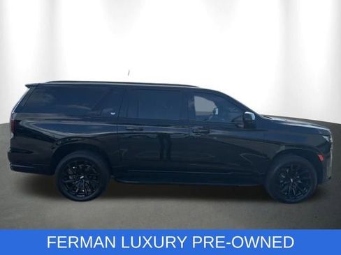 Used 2024 Cadillac Escalade ESV Sport w/ LPO, ONYX Package image 20