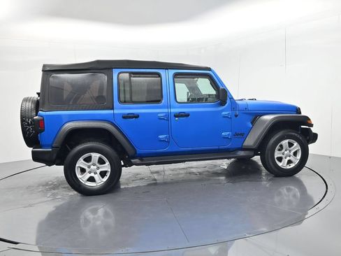 Used 2022 Jeep Wrangler Unlimited Sport AWD/4WD image 8