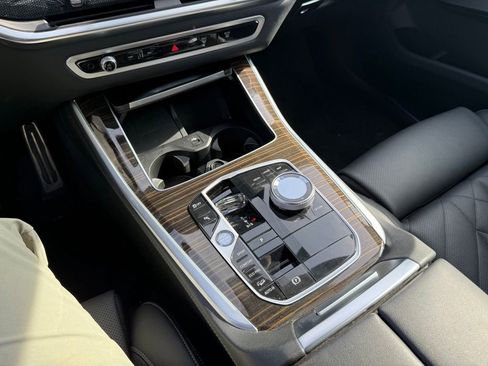 Used 2024 BMW X5 xDrive40i w/ Executive Package AWD/4WD image 14
