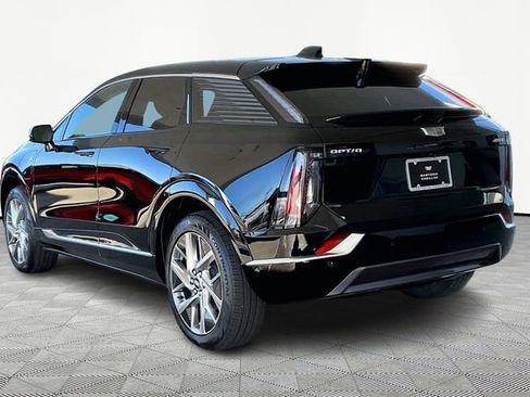 New 2026 Cadillac Optiq Luxury 1 image 4