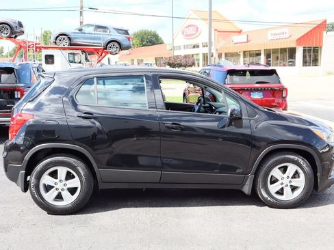 Used 2020 Chevrolet Trax LS w/ LPO, Protection Package FWD image 7