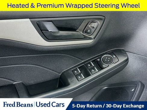 Certified 2022 Ford Escape SE w/ SE Sport Appearance Package AWD/4WD image 22