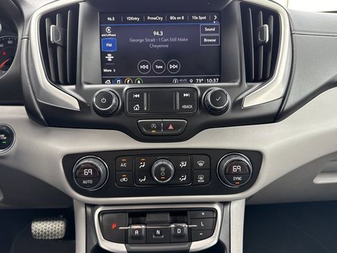 Used 2024 GMC Terrain SLT w/ Infotainment Package II AWD/4WD image 17
