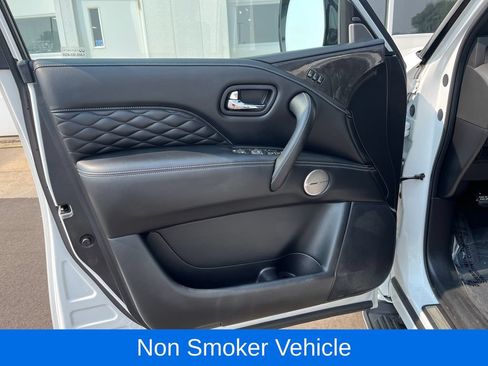 Used 2021 INFINITI QX80 Premium Select AWD/4WD image 11