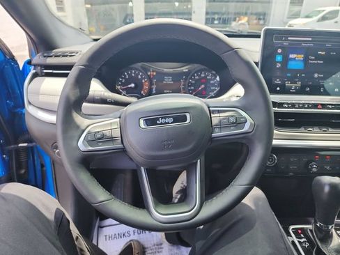 Used 2024 Jeep Compass Limited AWD/4WD image 13