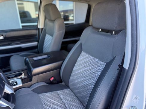 Used 2018 Toyota Tundra SR5 image 16