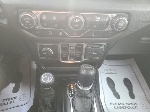 New 2026 Jeep Gladiator Sport AWD/4WD image 16