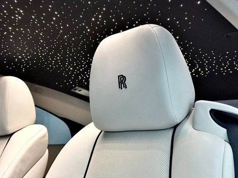 Used 2015 Rolls-Royce Wraith image 26