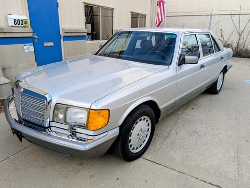 Used 1986 Mercedes-Benz 420 SEL image 1