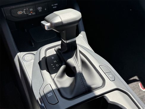 New 2025 Kia K4 EX image 26