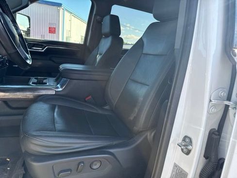 Used 2024 Chevrolet Silverado 2500 LTZ w/ LTZ Premium Package AWD/4WD image 9
