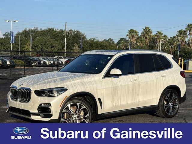 Used 2021 BMW X5 xDrive40i w/ Premium Package 3 AWD/4WD image 1