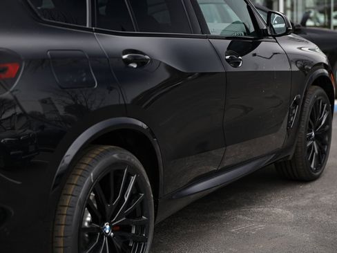 New 2026 BMW X5 xDrive40i w/ M Sport Package image 9