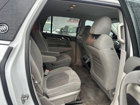 Used 2017 Buick Enclave Convenience FWD image 14