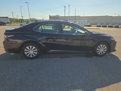 Used 2023 Toyota Camry LE w/ Audio Upgrade Package FWD image 3