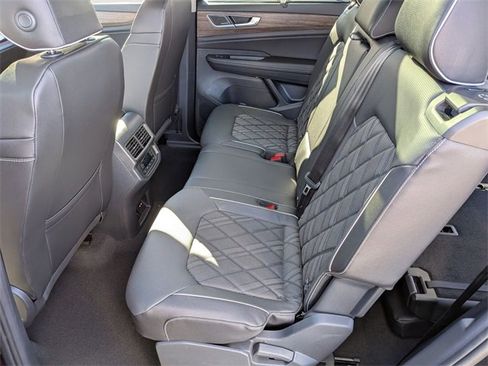 New 2026 Volkswagen Atlas SEL Premium R-Line image 24