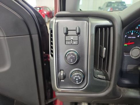 Used 2018 Chevrolet Silverado 1500 LT w/ All Star Edition AWD/4WD image 14