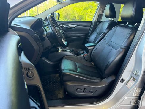 Used 2017 Nissan Rogue Sport SL w/ SL Premium Package image 8