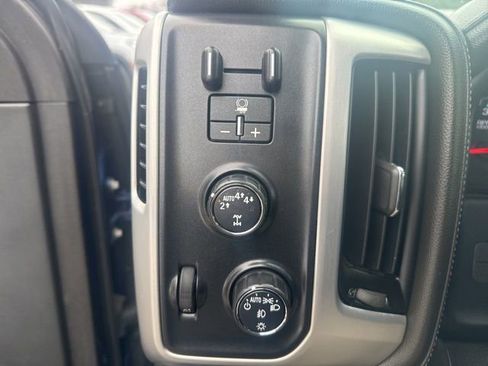 Used 2017 GMC Sierra 1500 SLE w/ SLE Value Package image 17