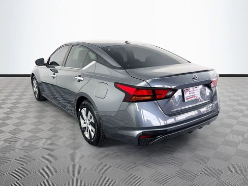 Used 2019 Nissan Altima 2.5 S FWD image 5