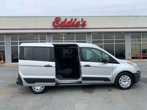 Used 2018 Ford Transit Connect XL image 26