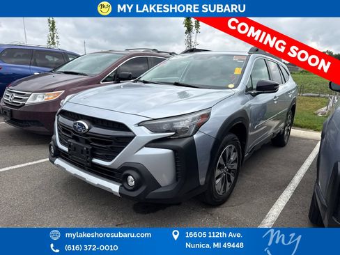 Certified 2025 Subaru Outback Limited AWD/4WD image 3