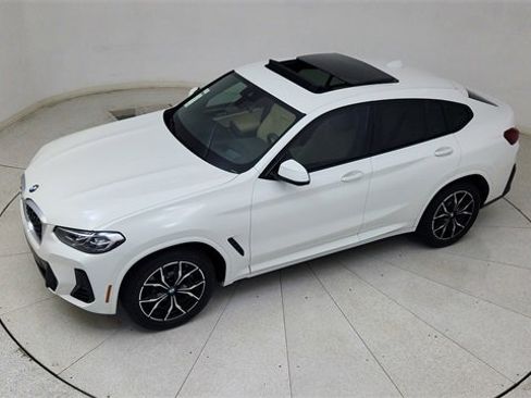 Used 2025 BMW X4 xDrive30i image 82