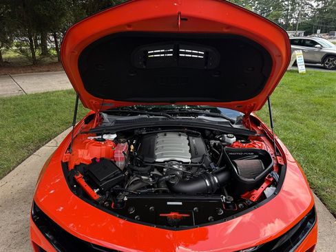 Used 2019 Chevrolet Camaro SS RWD image 64