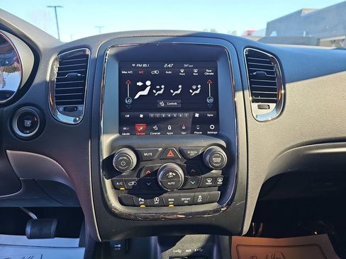 Used 2019 Dodge Durango GT image 30