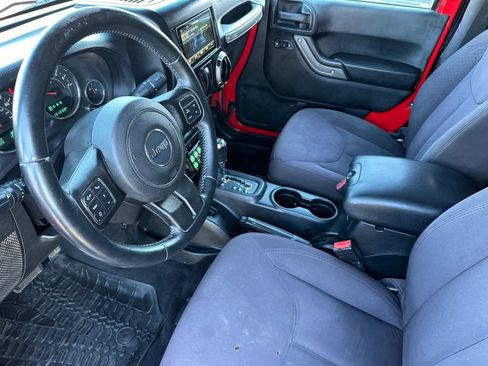 Used 2014 Jeep Wrangler Sport AWD/4WD image 9