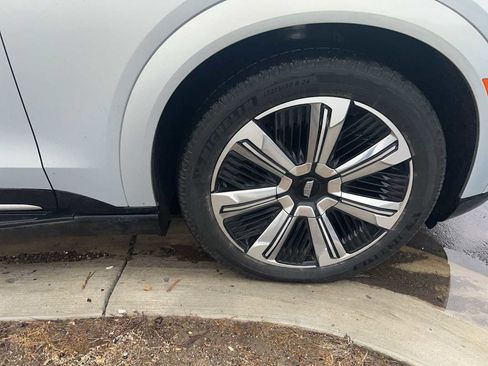 Used 2025 Cadillac Escalade IQ Luxury 1 image 11