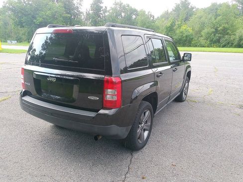Used 2015 Jeep Patriot High Altitude AWD/4WD image 7