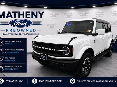 Used 2025 Ford Bronco Outer Banks AWD/4WD image 1