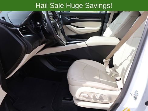Used 2023 Buick Enclave Essence w/ Sport Touring Edition FWD image 20