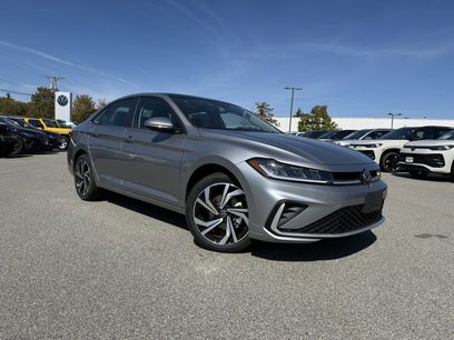 New 2025 Volkswagen Jetta SEL
